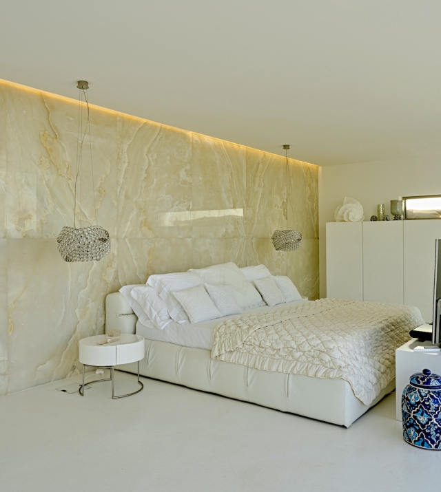 Resa Estates Ibiza villa rental skyhigh house bedroom 3.jpg